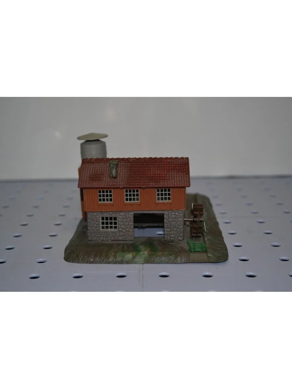 Pola N Scale Factory with Water Wheel & Train Entrance - 6.75